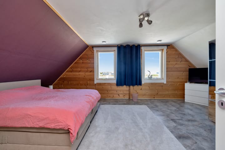 Photo 49 of Woude 36-D