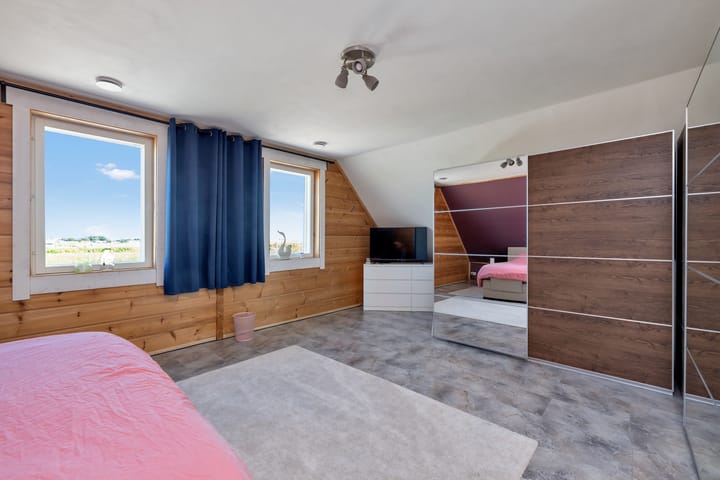 Photo 52 of Woude 36-D