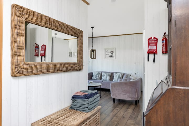 Photo 75 of Woude 36-D