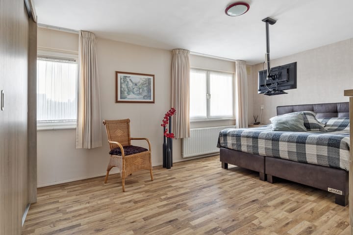 Foto 25 van Molenstraat 75