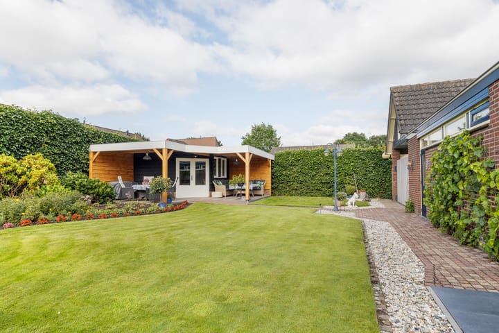 Foto 35 van Molenstraat 75