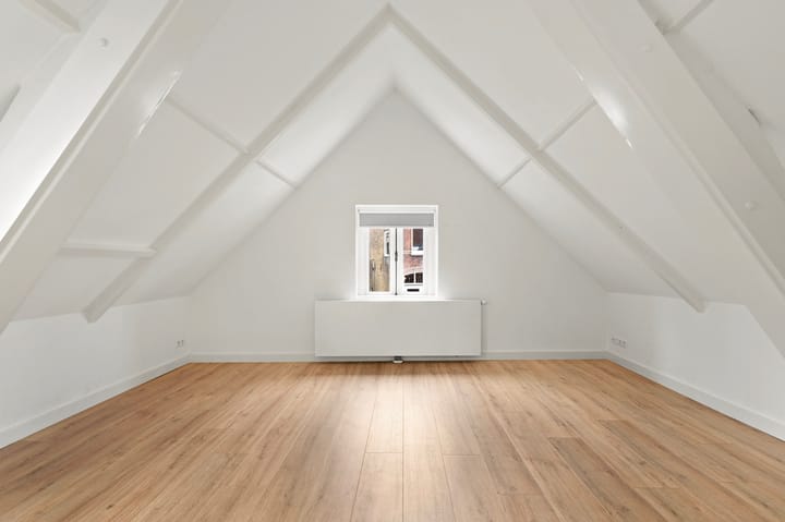 Foto 27 van Burg van der Lelijkade 6