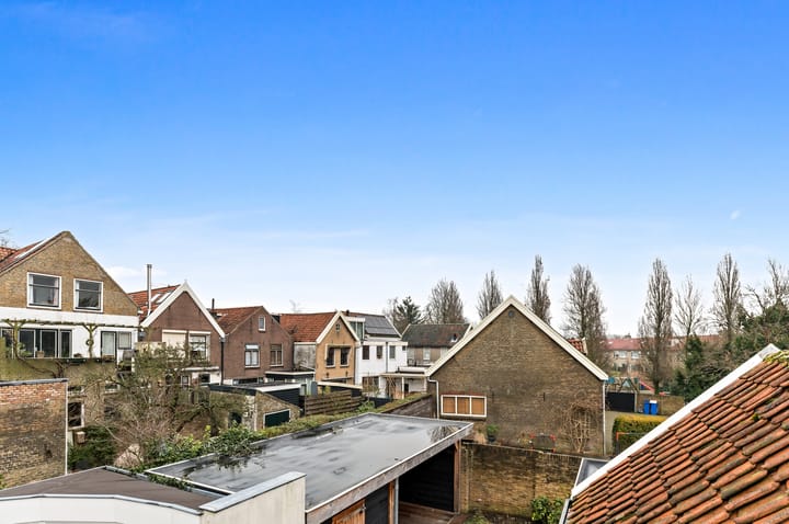 Foto 38 van Burg van der Lelijkade 6