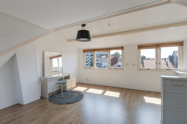 Foto 17 van Van Blanckenburgstraat 79