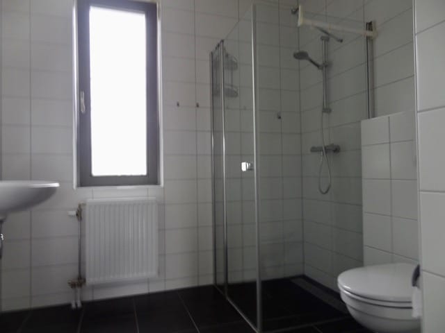 Foto 5 van Nuenenseweg 2-L