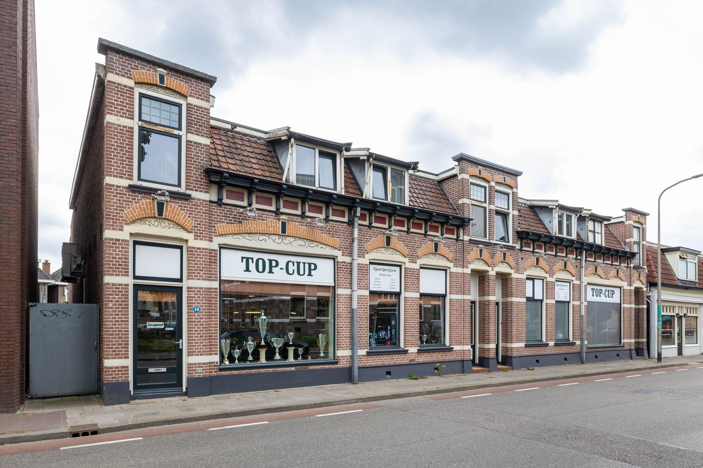 View photo 1 of Bornerbroeksestraat 10-16