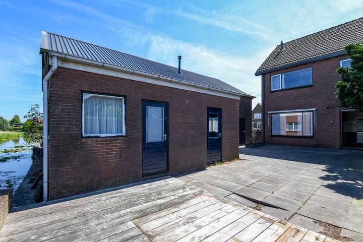 Foto 21 van Zuideinde 215