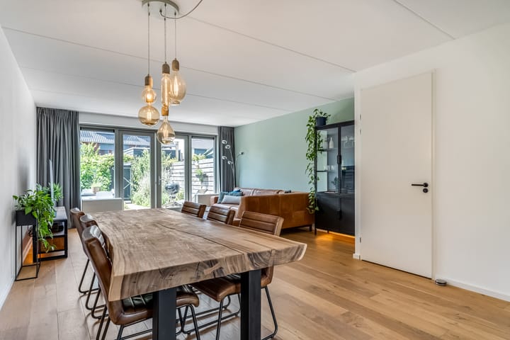 Foto 7 van Gilbert Bécaudstraat 19