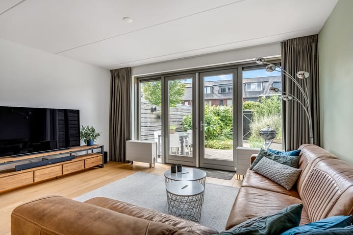 Foto 11 van Gilbert Bécaudstraat 19