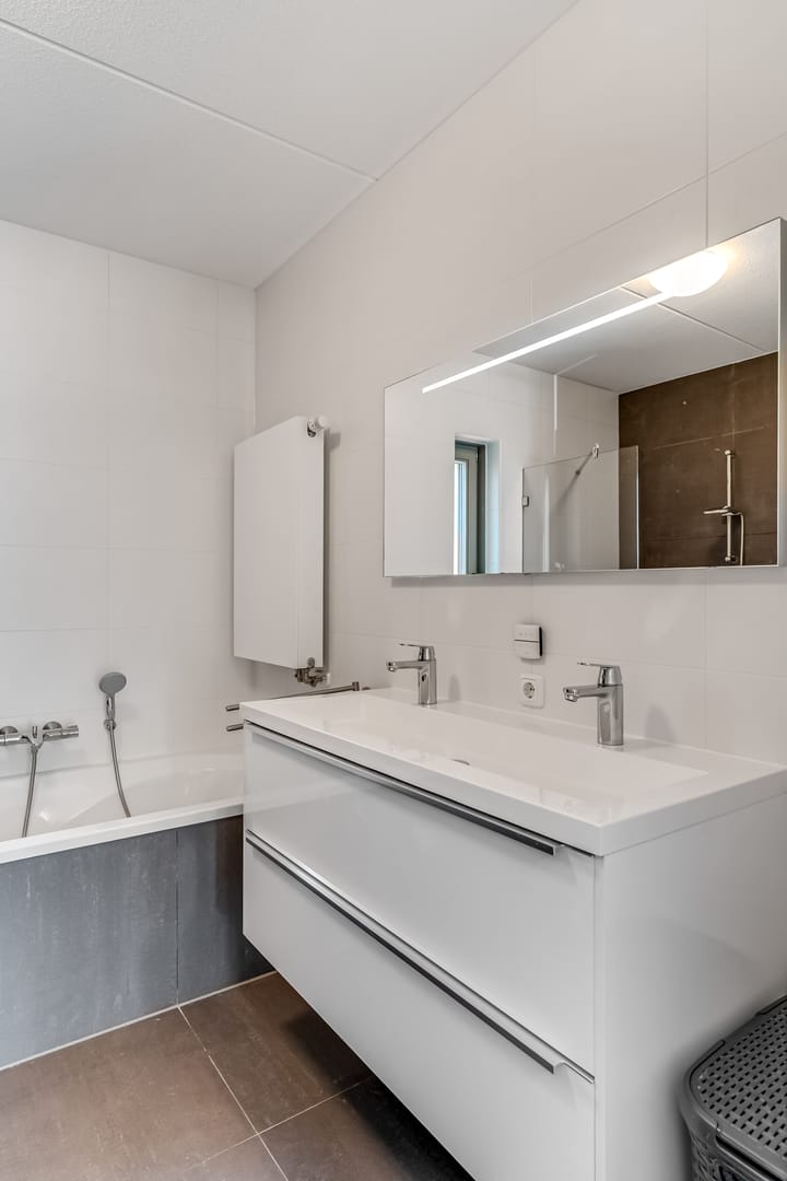 Foto 25 van Gilbert Bécaudstraat 19