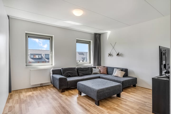 Foto 36 van Gilbert Bécaudstraat 19