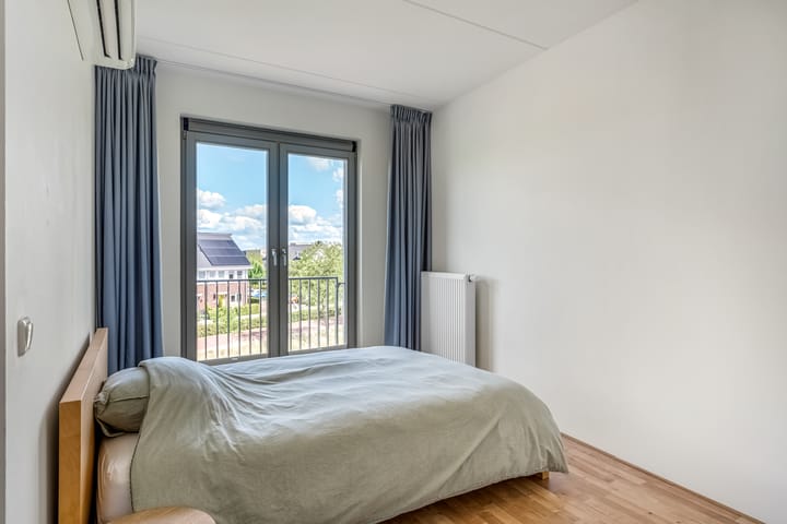 Foto 39 van Gilbert Bécaudstraat 19