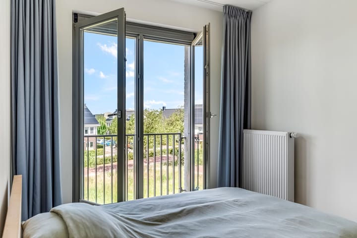 Foto 40 van Gilbert Bécaudstraat 19