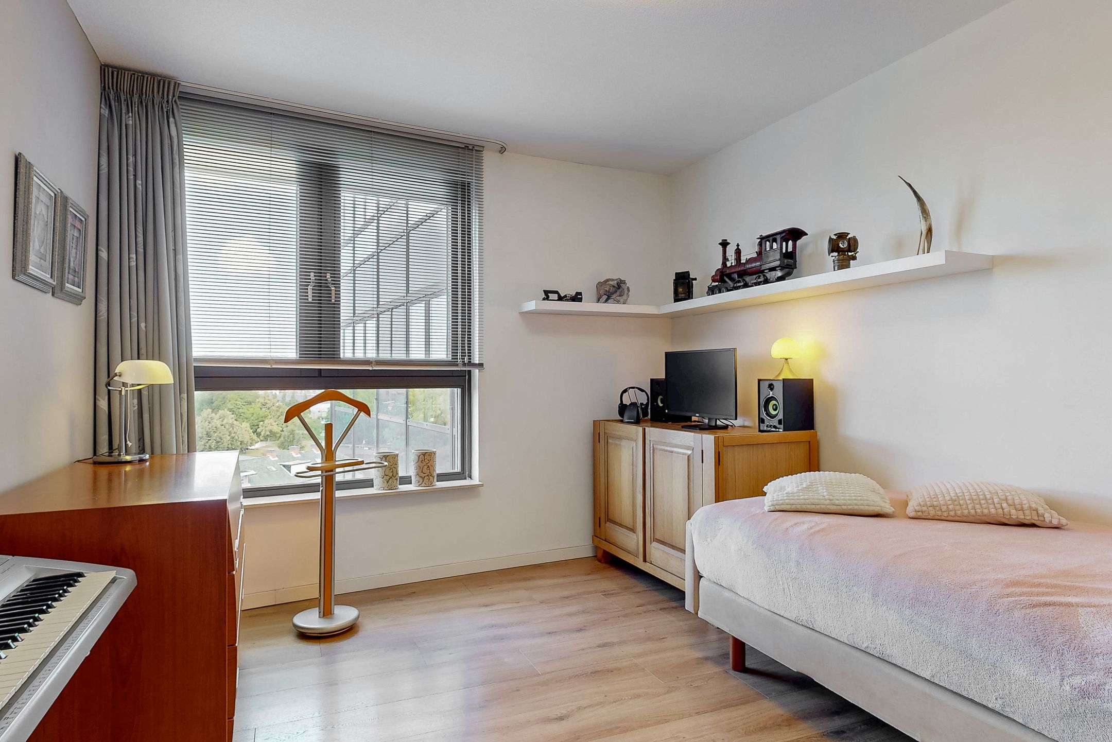 Foto 33 van Peter van Anrooylaan 213