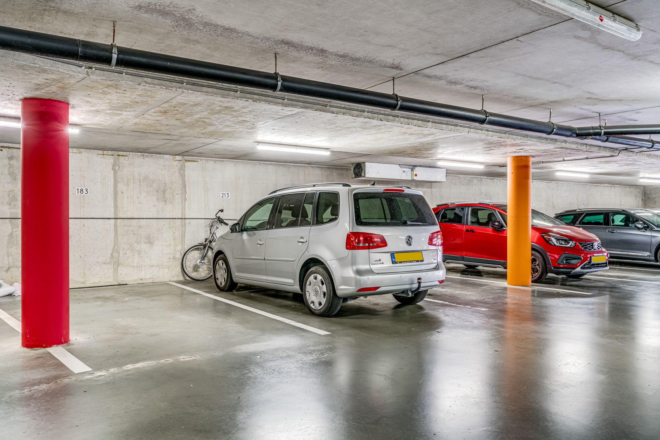 Foto 42 van Peter van Anrooylaan 213