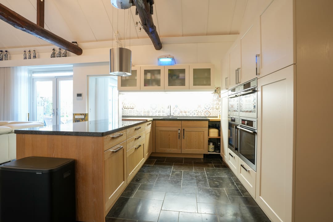 Foto 13 van Elkenraderweg 3