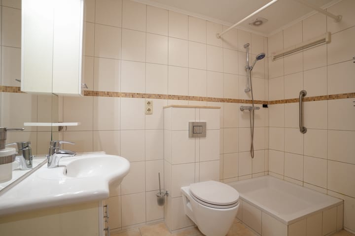 Photo 39 of Elkenraderweg 3