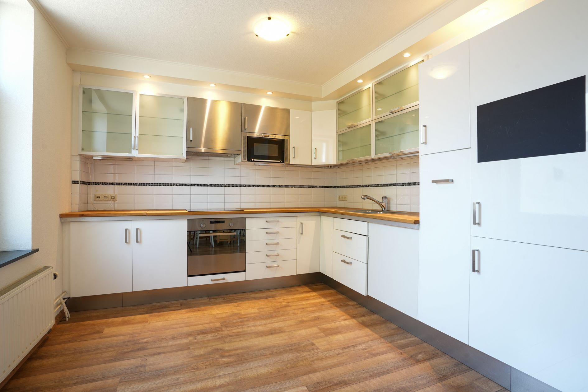 Foto 48 van Elkenraderweg 3