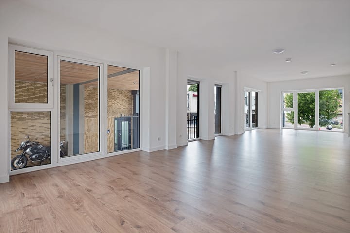 Photo 15 of Deurningerstraat 18-1