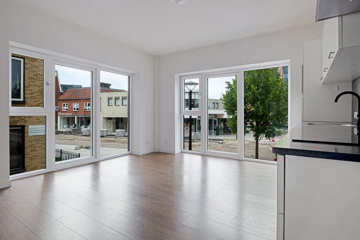 Photo 18 of Deurningerstraat 18-1