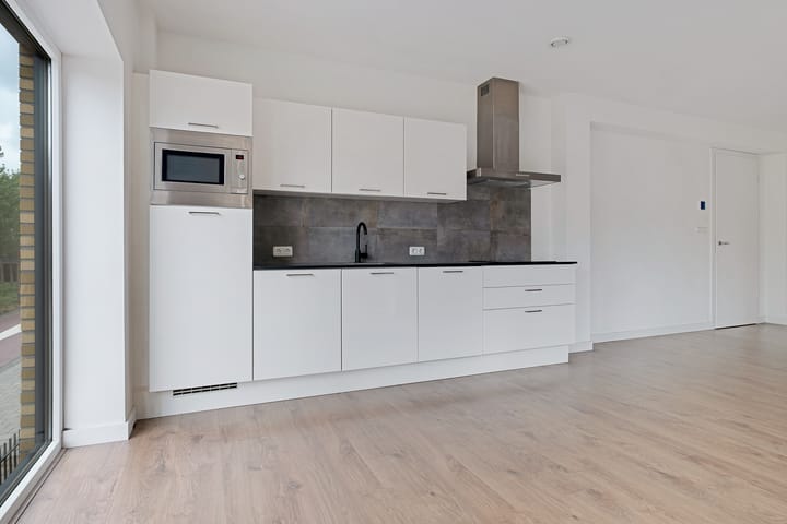 Photo 21 of Deurningerstraat 18-1