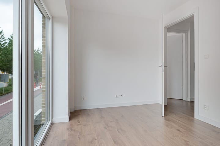 Photo 35 of Deurningerstraat 18-1