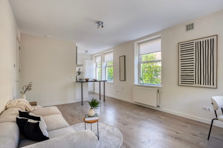 Photo 8 of Pieter van der Doesstraat 59-2