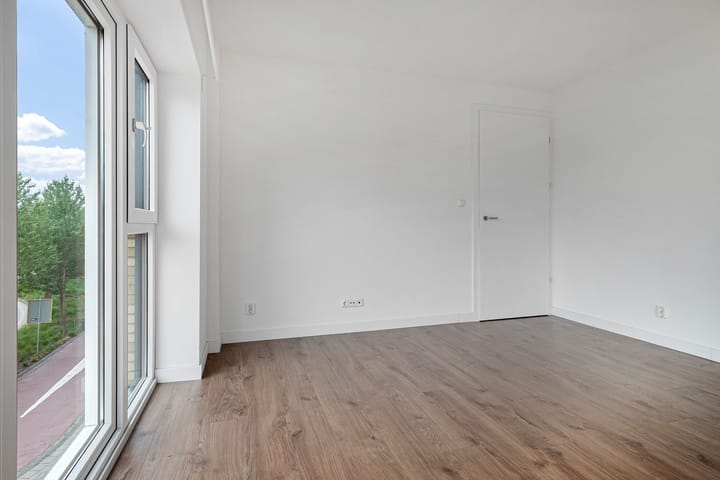 Photo 27 of Deurningerstraat 18-2