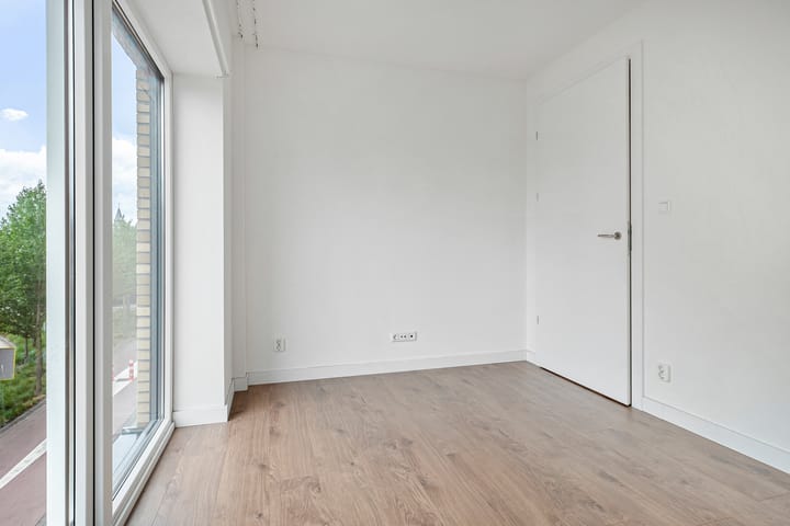 Photo 36 of Deurningerstraat 18-2