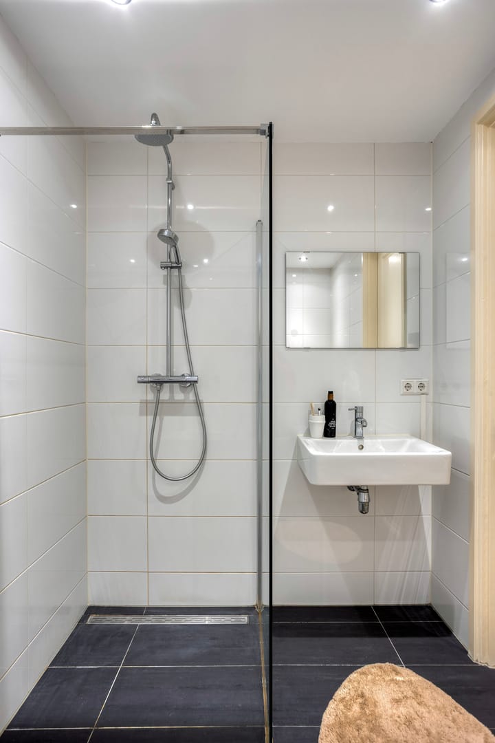 Photo 26 of Pieter van der Doesstraat 59-2