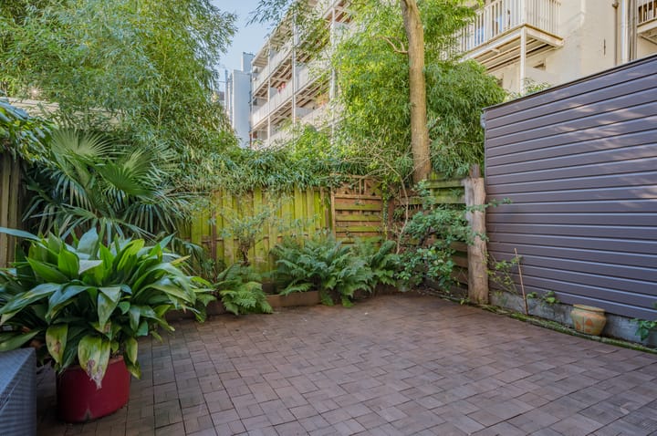 Photo 19 of Staringstraat 8-H