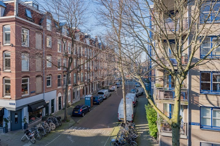 Photo 28 of Staringstraat 8-H