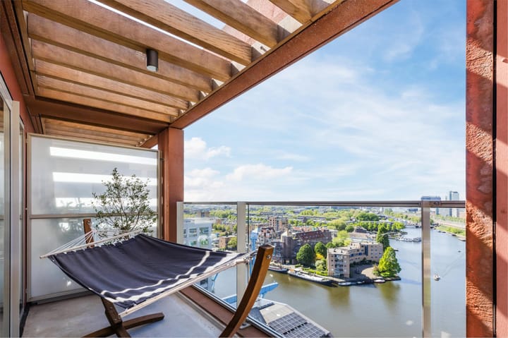 Photo 20 of Oostenburgermiddenstraat 597