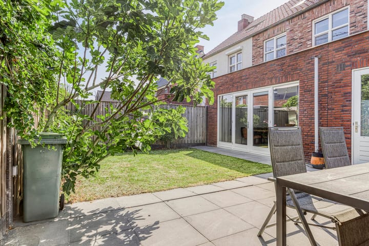 Photo 35 of Ten Bleek 11