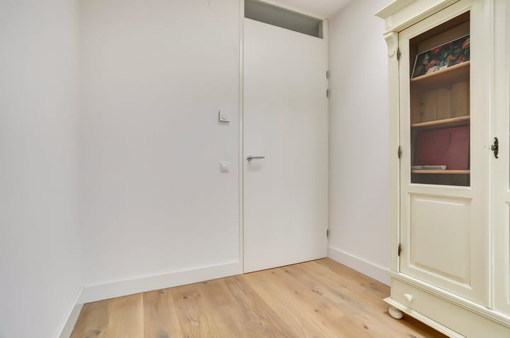 Foto 20 van Ypelaerstraat 4-K