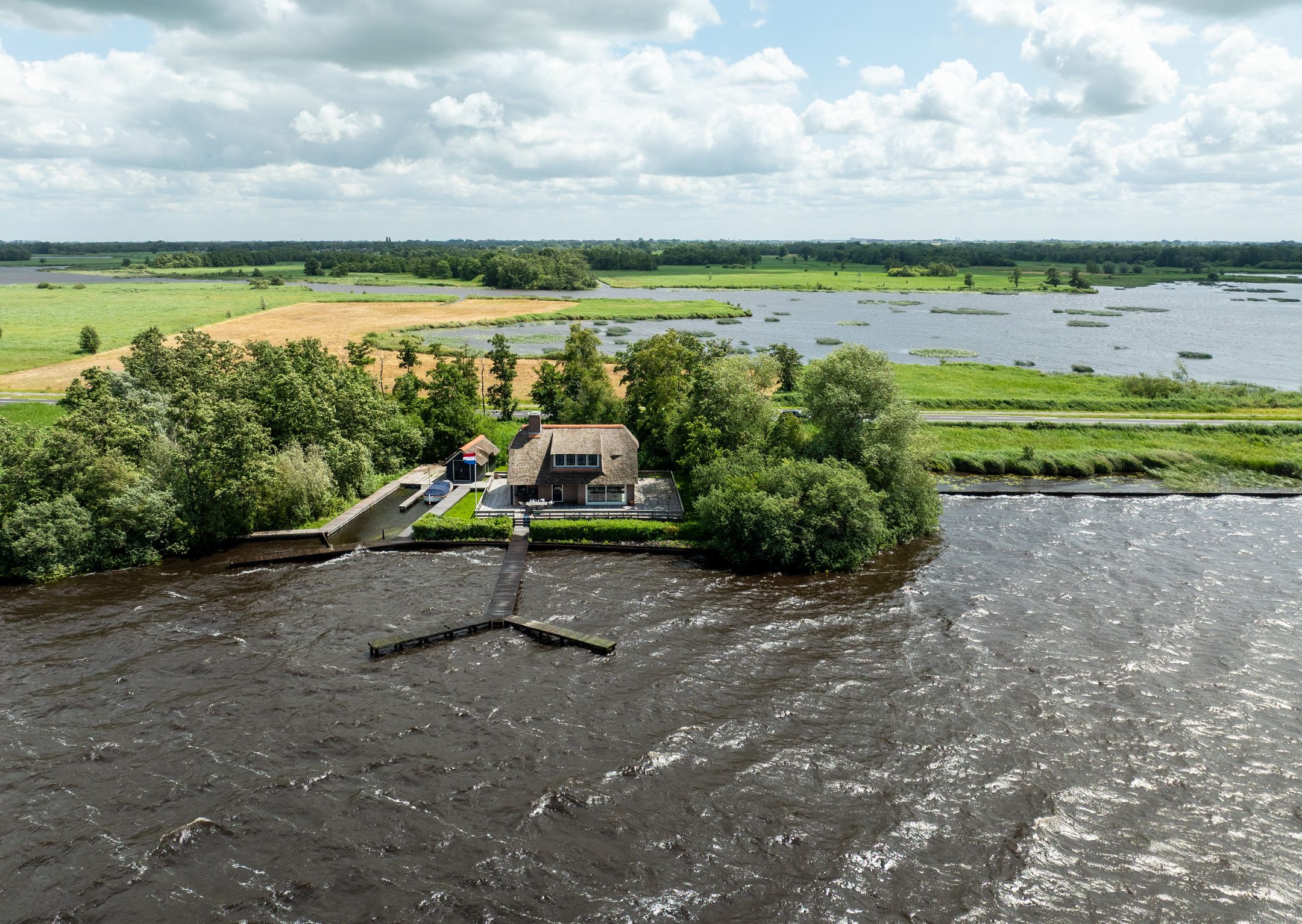 Photo 3 of Veneweg 332