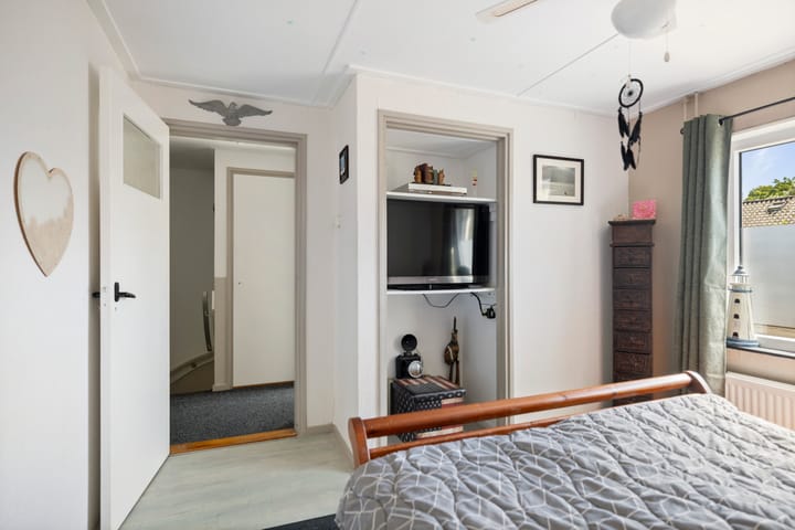 Photo 13 of Watertorenstraat 10