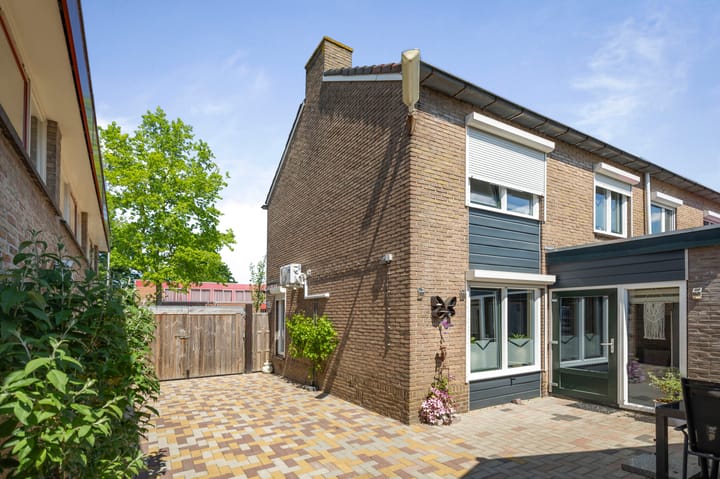 Photo 20 of Watertorenstraat 10