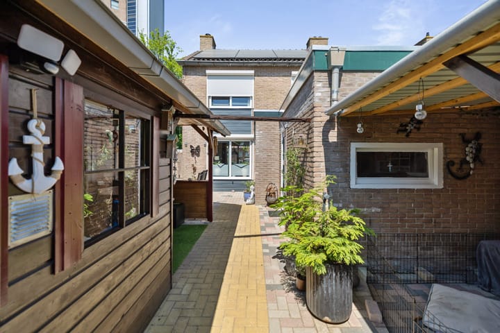 Photo 26 of Watertorenstraat 10