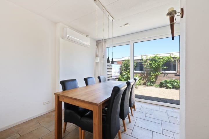 Foto 4 van Strauszstraat 10