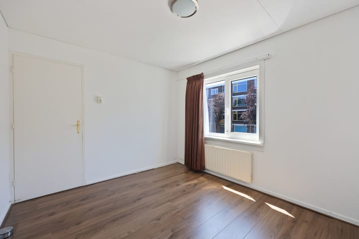 Foto 15 van Strauszstraat 10