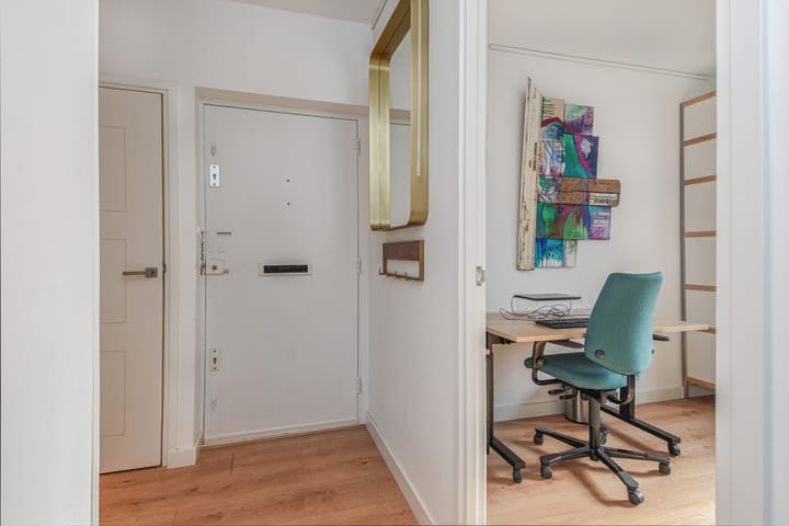 Foto 7 van Charlotte de Bourbonstraat 15