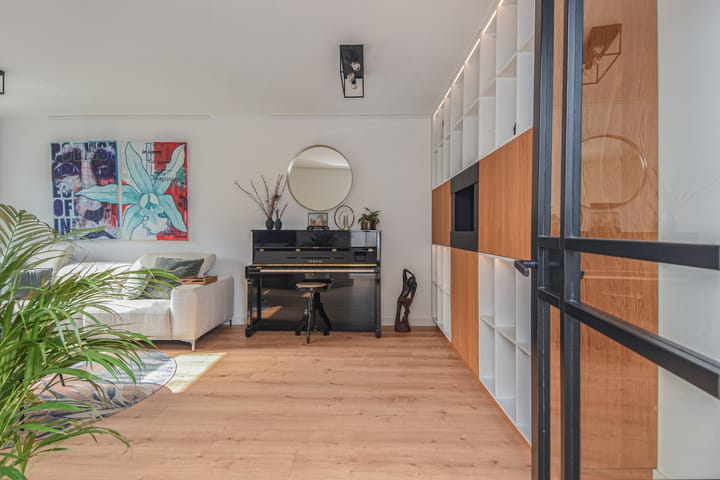 Foto 10 van Charlotte de Bourbonstraat 15