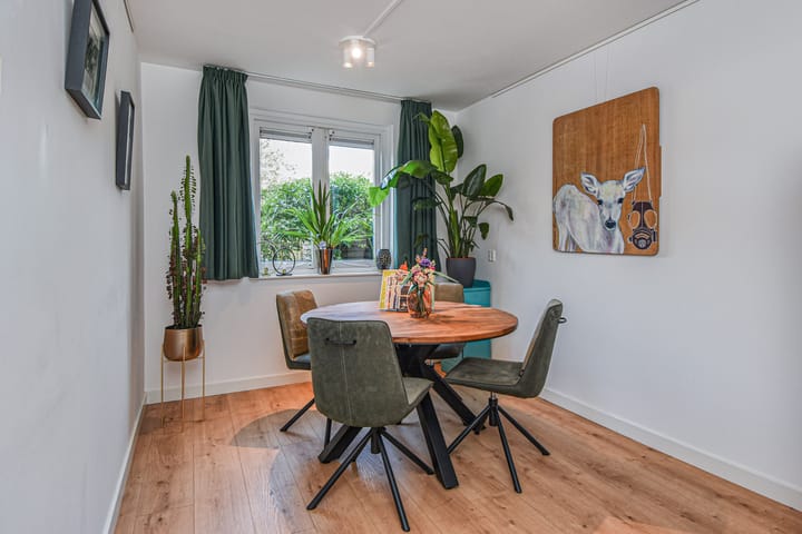 Foto 27 van Charlotte de Bourbonstraat 15