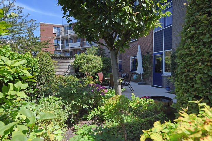 Foto 38 van Charlotte de Bourbonstraat 15