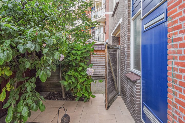 Foto 42 van Charlotte de Bourbonstraat 15