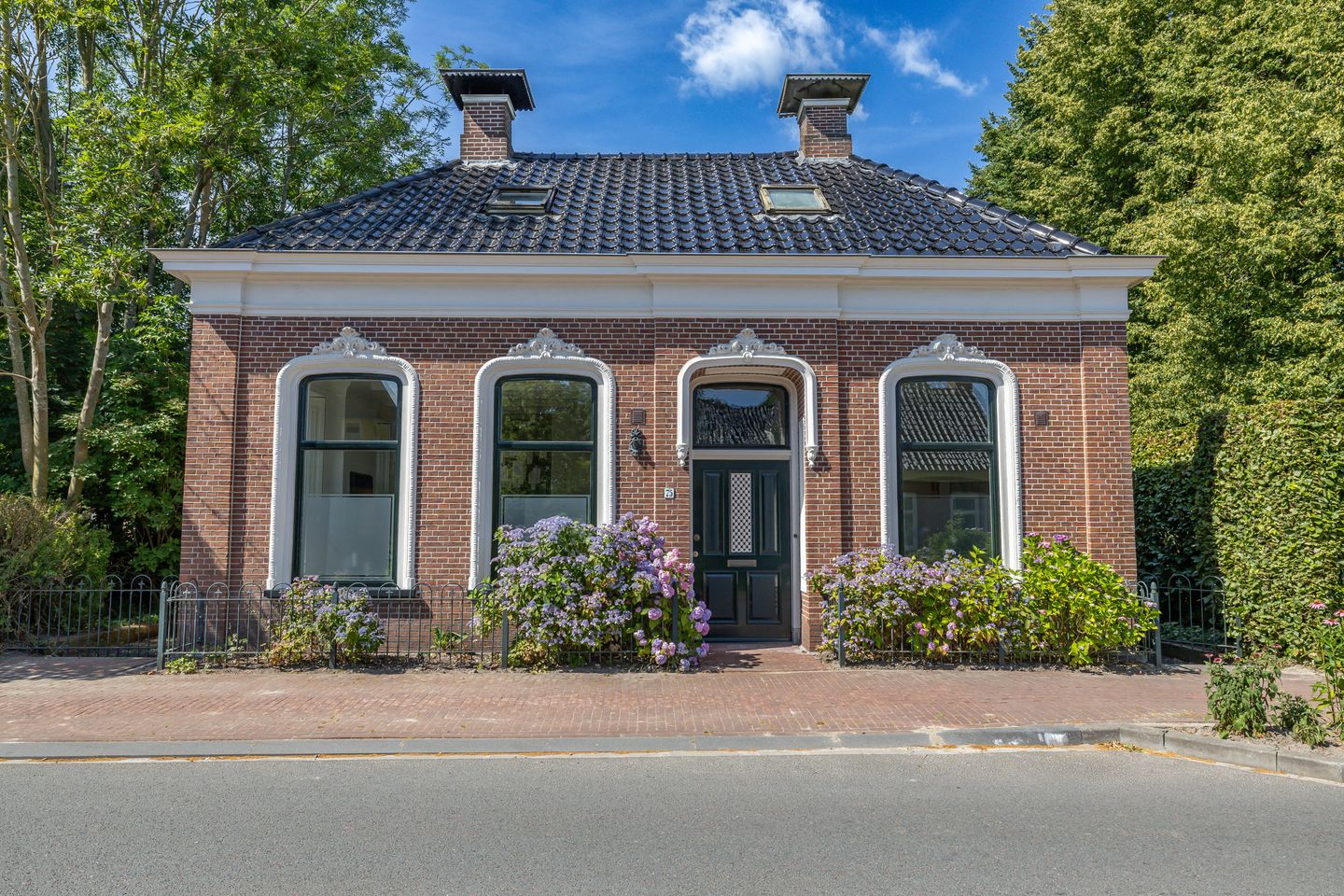 Foto 1 van Burg Seinenstraat 75