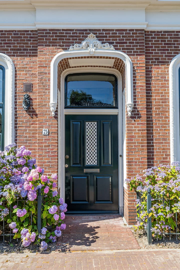 Foto 6 van Burg Seinenstraat 75