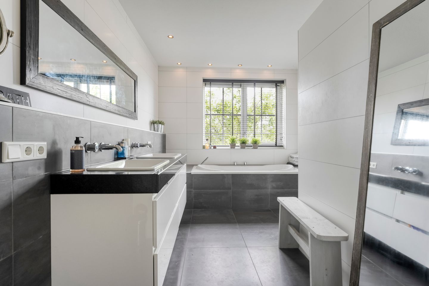 Photo 35 of Weidelanden 11