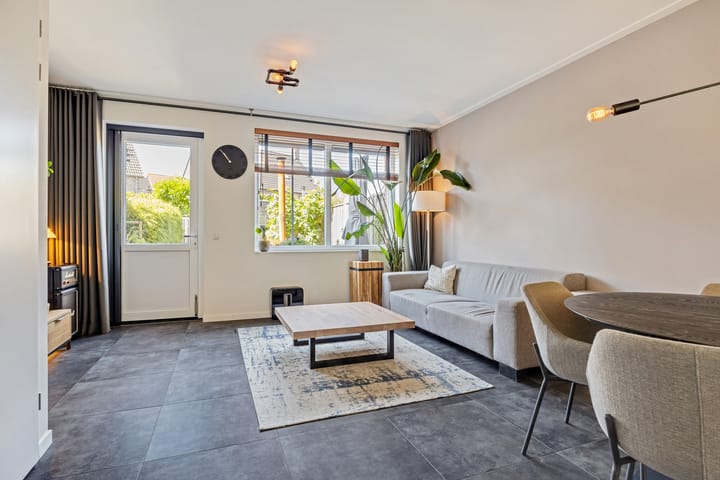 Foto 6 van Beugelflesstraat 7